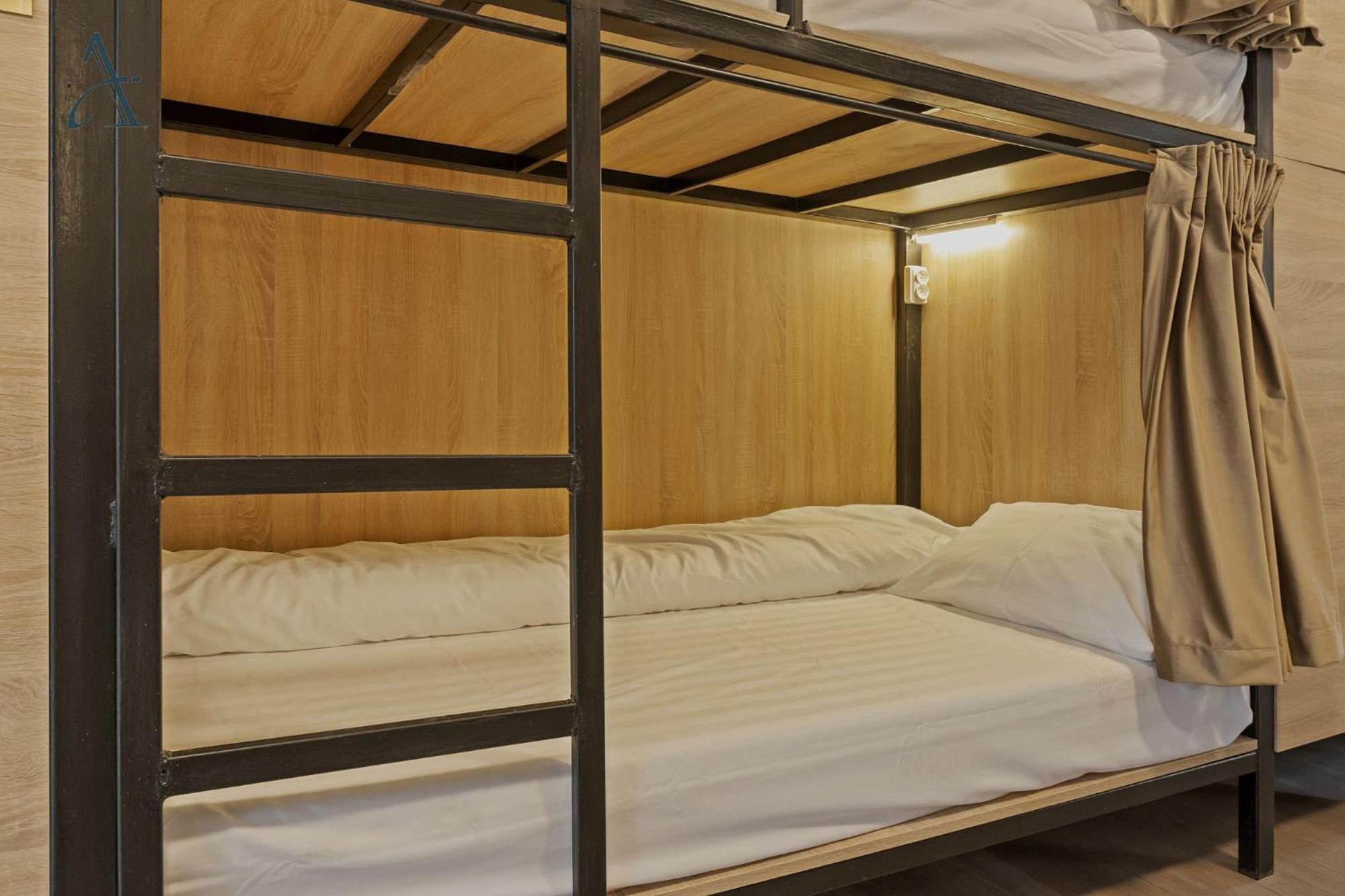 Ramana Garden Hostel - Self-Service Accommodation Bukurešť Exteriér fotografie